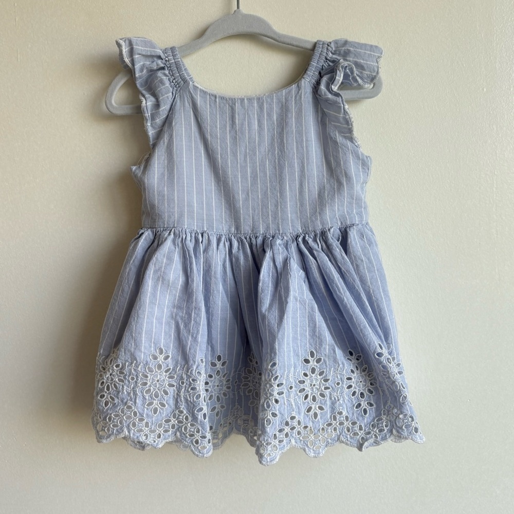 Baby Gap Girls Blue Striped Eyelet Flutter Dress 12-18m - Picture 4 of 5